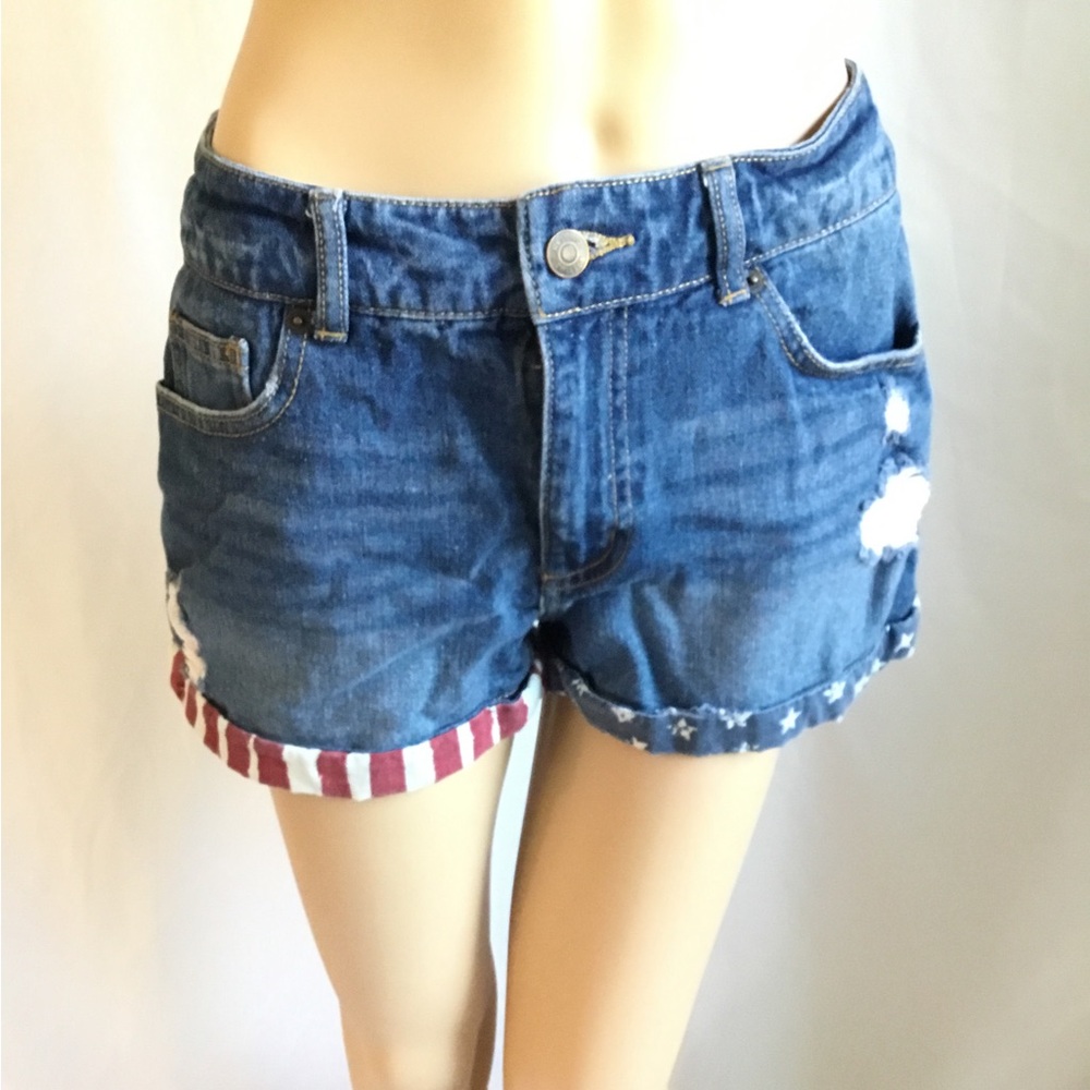 Distressed Denim Shorts USA Flag Pattern EUC